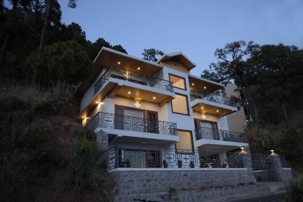 The Cerro Rico - 3 Bhk Modern Villa Kasauli Eksteriør bilde
